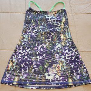 Lululemon NWOT DANCING WARRIOR TANK IN FLORAL SPORT WHITE MULTI/ PISTACHIO (2)